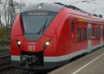 Noch ist sie etwas gewöhnungsbedürftig, die Stirnfront der neuen S8-Züge. Im Bild 1440 808 in Neuss Hbf auf der Fahrt nach Mönchengladbach am 5.11.14, also 9 Tage vor der offiziellen Einführung der Coradias. Sie haben nur 5 statt 12 Türen pro Einheit - das kann, zumindest im Berufsverkehr, sicher spannend werden!