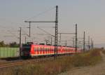 DB S-Bahn Rhein-Ruhr 422 512-4 + 422 562-9 +  422 557-9 als Tfzf Richtung Eisenach, am 11.10.2015 in Erfurt Azmannsdorf.