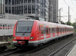 Einfahrt 422 006-7 mit 422 506-6 als S9 nach Wuppertal Hauptbahnhof am 31.