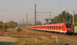 DB S-Bahn Rhein-Ruhr 422 512-4 + 422 562-9 +  422 557-9 als Tfzf Richtung Eisenach, am 11.10.2015 in Erfurt-Azmannsdorf.