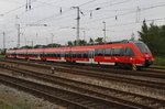 442 345-5 steht am Nachmittag des 4.9.2016 im Rostocker Hauptbahnhof und wartet auf neue Leistungen.