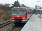 S-Bahn 420 952-4 bei Ausfahrt aus der Haltestelle Stuttgart-sterfeld am 19.02.2011