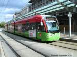 Saarbahn an der Haltestelle Saarbrcken Hauptbahnhof.