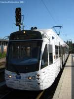 Saarbahn an der Haltestelle Bahnhof Brebach.