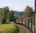 LOK 99 758 auf Fahrt.