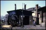 Blick in das Schmalspur BW Zittau am 2.5.1990: 991762 wartet angeheizt auf den nächsten Einsatz.