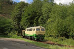 D5 der Brohltalbahn auf dem Weg zurück nach Brohl Lützing hier kurz hinter Tönisstein am 29.08.2020