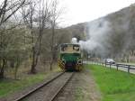 Die Diesellok D2 der Brohltalbahn war am 11.4.10 Schublok fr einen langen Personenzug der von der Ulmer Dampflok 99 7203 gezogen wurde.