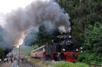 99 6101 der HSB als Gastfahrzeug bei der Brohlatalbahn bei der Ausfahrt aus Brohl (25.08.2012)