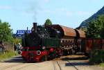 Einfahrt von 11sm der Brohltalbahn mit zwei Regelspurwaggons am 05.06.2015 in die Phonolith-Verladeanlage des Brohler Rheinhafens. Die Aufnahme entstand im Rahmen einer Fotoveranstaltung für Eisenbahnfreunde. Das Gelände ist normalerweise nicht öffentlich zugänglich und durch ein Tor gesichert. Für die Veranstaltung wurde es jedoch ausnahmsweise geöffnet. (Bild 2)