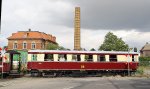 VT 137 322 im Oschatz Stadtgebiet, im ehemaligen Dreischienengleis. (26.06.2011) 

