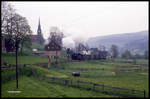 Eiens der bekanntesten Foto Motive der Fichtelberg Bahn: Am 6.6.1991 verläßt hier 991788 mit dem P 74311 um 13.05 Uhr Hammerunterwiesenthal und macht sich auf den Weg zum Endbahnhof