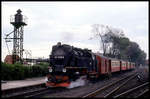 Ausfahrt der 997222 am 22.6.1991 mit einem Personenzug nach Drei Annen Hohne in Wernigerode.