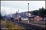 997244 kreuzt mit ihrem P 14442 am 7.9.1991 um 13.00 Uhr den  Personenzug nach Nordhausen im Bahnhof Elend.
