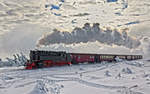 Die Schmalspurdampflokomotive 99 7234-0 trifft mit dem Brockendampfzug 8927 bei der Bergstation ein.Bild 7.2.2018