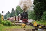 29. Juli 2003	Bahnhof Drei-Annen-Hohne der Harzer Schmalspurbahn, Lok 99 7237 begibt sich  mit ihrem Zug auf die Fahrt zum Brocken.