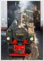 Die Jung-Malletlok 99 5902 der HSB (Harzer Schmalspurbahnen GmbH), ex NWE 14, ex NWE 12 (ab 1927), ist hier (23.03.2013) aus dem Lokschuppen heraus gefahren.