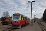 Im Bahnhof Stiege legt 187 019-5 als P8981 (Harzgerode - Nordhausen Nord) eine kleine Pause ein, denn er muss hier seinen Gegenzug nach Quedlinburg abwarten.