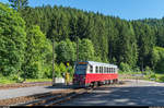 187 017 erreicht am 1. Juni 2017 aus Nordhausen Nord kommend den Bahnhof Eisfelder Talmühle.