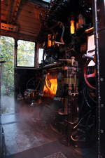 Blick am Morgen des 22.10.2016 in den Führerstand von 99 6001, aufgenommen im Bahnhof Wernigerode.