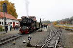 Soeben hat 99 6001 am Vormittag des 22.10.2016 den Bahnhof Benneckenstein erreicht.