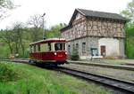 Am 11.05.2013 war eine Fotofahrt mit 187 001 ab Quedlinburg nach Stiege-Harzgerode und zurück nach Quedlinburg im Plan.Etwa 15 Gäste gaen sich die Ehre, mit dem GHE-T 1 durchs Selketal zu fahren.
Unser Triebfahrzeugführer erfüllte alle an ihn gerichteten Wünsche, so sie dem ordnungsgemäßen Treiben auf den HSB-Gleisen nicht entgegen standen. 
Der mitfahrende OBL gab dabei gern eine Zustimmung, sodass dem Erfolg der Veranstaltung nichts entgegen stand.
Mit dem Planzug als verfolger im Rücken gab es in Mägdesprung den ersten Halt.