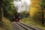 Scheinanfahrt von 99 5901 mit IG HSB-Sonderzug am 23.10.2016 auf der Steigungsstrecke von Alexisbad nach Harzgerode.