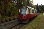 Triebwagen 187 016 am 23.10.2016 als P8952 aus Eisfelder Talmühle kommend und mit Fahrziel Quedlinburg, kurz vor Erreichen des Bahnhofes Alexisbad.