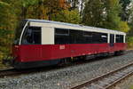 Triebwagen 187 015, als P8981 Harzgerode-Nordhausen), am 23.10.2016 kurz vor Erreichen des Bahnhofes Alexisbad.