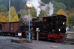 Bahnhof Alexisbad. Letzte Durchsicht und Wasserfassen von 99 5901, welche am 23.10.2016 mit einem IG HSB-Sonderzug unterwegs ist, dann geht es nonstop nach Gernrode weiter, wo die Fahrt dann auch endet.