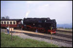 997246 steht am 6.7.1995 mit einem Personenzug abfahrbereit im Bahnhof Brocken.