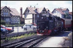 997239 fährt hier am 20.7.1996 mit einem Personenzug aus Drei Annen Hohne in Wernigerode ein.