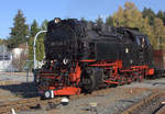 99 7235-7 fährt in Benneckenstein ein. 15.10.2018 14:34 Uhr.