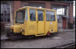 Am 27.3.1999 stand diese Gruppen Transport Draisine der Harzer Schmalspurbahn an der Werkstatt in Wernigerode Westerntor.