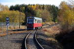 Einfahrt von Triebwagen 187 017 als P 8972 (Nordhausen - Quedlinburg) am 20.10.2018 in den Bahnhof Stiege.