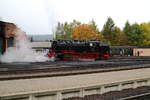 Nun wird es am Morgen des 21.10.2018 langsam Zeit, den IG HSB-Sonderzug am Bahnsteig in Gernrode für den Zustieg bereitzustellen.