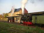 Rangierdienst vor der Sonderfahrt der IG - HSB am 18.10.08 im Bahnhof Quedlinburg mit den Loks 99 6001 und 99 6101