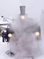 HSB 995901 mit dem Traditionszug in Drei Annen Hohne