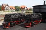 Hier links 99 7238-1 und rechts 99 7234-0, diese beiden Loks standen am 23.5.2011 in Wernigerode.