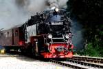 99 7243-1 der Harzquerbahn bei der Ausfahrt aus dem Bahnhof Drei Annen Hohne am 09.07.2011