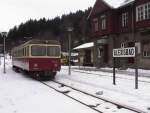 Triebwagen 187 012 der HSB am 31.12.01 im Bhf.