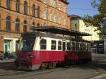 187 016-1 der HSB verlsst am 22. Oktober 2011 die Straenbahnhaltestelle Nordhausen Bahnhof.