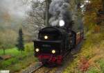 99 6001-4 der Harzer Schmalspurbahnen vor Zug 8954 Alexisbad - Quedlinburg, Selketalbahn im Harz, fotografiert am Hp. Drahtzug am 30.10.2011