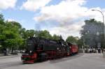 99 7232-4 berquert die Straenkreuzung am Westerntor (09.06.2012)