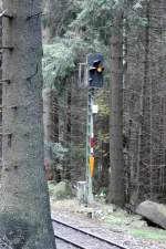 Whrendessen die Kleinen oft ber gar keine Signale verfgen, hat die   Groe unter der Kleinen   auf der Brockenstrecke Blockabschnitte mit  modernen Lichtsignalen.