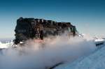 Die 99.7237 gerade beim Dampfablassen. Brocken (04.03.2013)