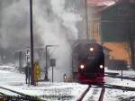 99 234 beim Wasserhalt in Eisfelder Talmhle ! Dieser Sonderzug traf in Benneckenstein ein weiteren mit 99 232 bespannten Zug,um dann in Doppeltraktion zum Brocken zu fahren ! Leider hat die Qualitt