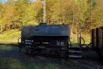 Dieser Kesselwagen, aufgenommen am 19.10.2014 im Haltepunkt Mägdesprung, war einst ein Privatwagen der Fluorfabrik Lindenberg und diente dem Transport von Flußsäure (!!!).