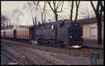 997247 ist hier am 14.2.1990 mit einem Personenzug aus Drei Annen Hohne im Endbahnhof Wernigerode angekommen.