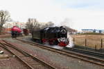 Nachdem die Fotofreunde am Bw Wernigerode-Westerntor ausgestiegen sind, drückt 99 6001 ihren IG HSB-Sonderzug zur Vorbereitung der ersten planmäßigen Scheinanfahrt zum Wernigeröder